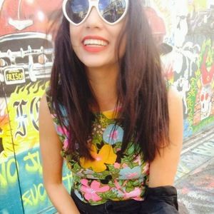 Meet your Posher, Kim